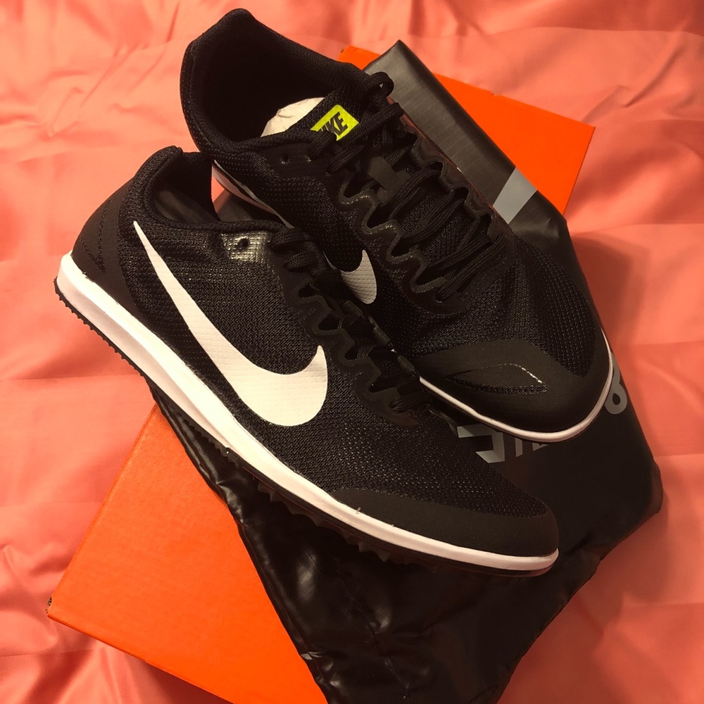 Women’s Nike Zoom Rival D10